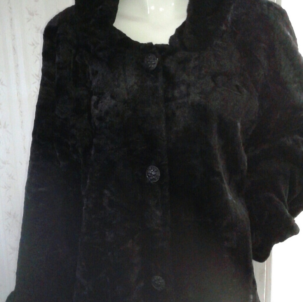 Black faux fur Pashi coat - Picture 2 of 5